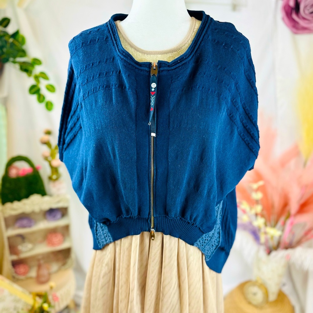 HIGH 💙 Zip Asymmetrical Dolman Sweater. Size Medium